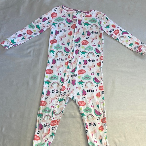 Carter's - Simple Joys - White and Red Footies One Piece with Whimsical Design - Picture 1 of 4